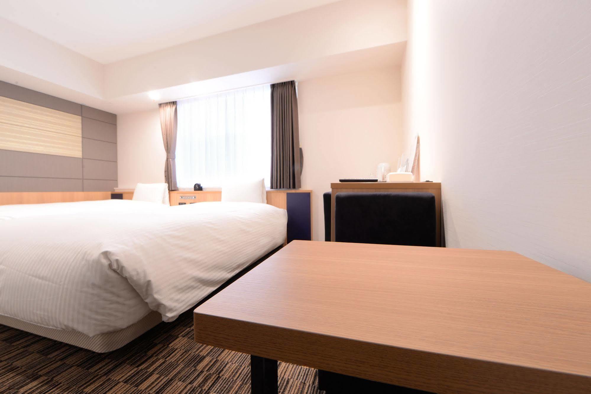 Vessel Inn Ueno Iriya Station Tokio Exterior foto